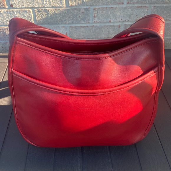 Coach Handbags - Vintage Coach Ergo